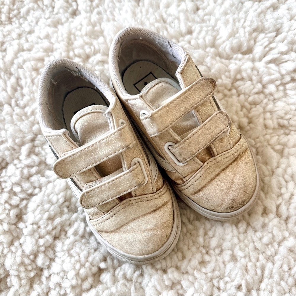 Vans Old Skool V Glitter White Vans [Size: 8 Toddler]